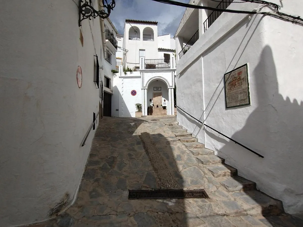 Casa Perejil, Un Balcon Al Genal Villa Genalguacil 0*,